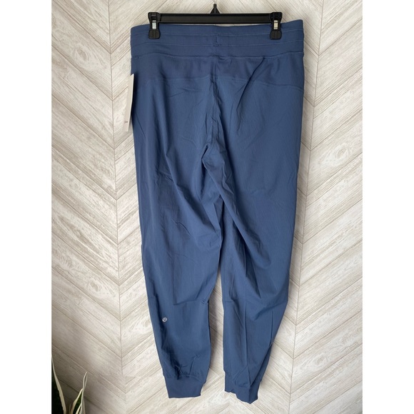 🍋Lululemon Dance Studio Jogger🍋 - Picture 8 of 10